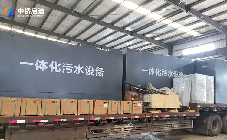 2-220FG40J9346.jpg